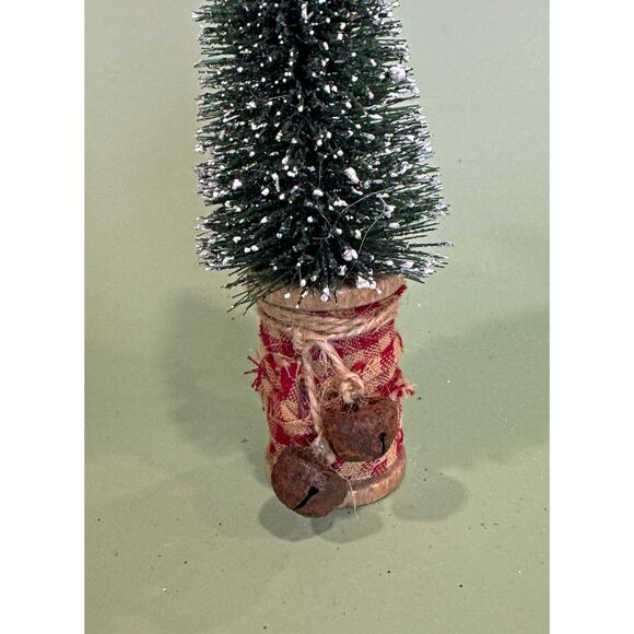 Handcrafted Bottle Brush Tree on Decorated Thread Spool Holiday Décor SPT5 - Picture 2 of 4